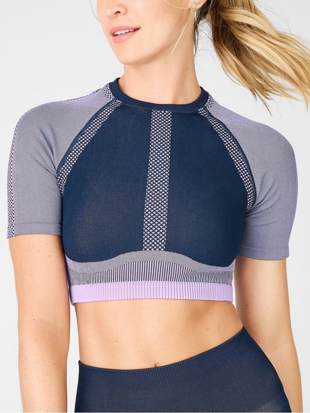 Fabletics Jessie Seamless Crop Top Size M in Purple Workout Gear Athletic